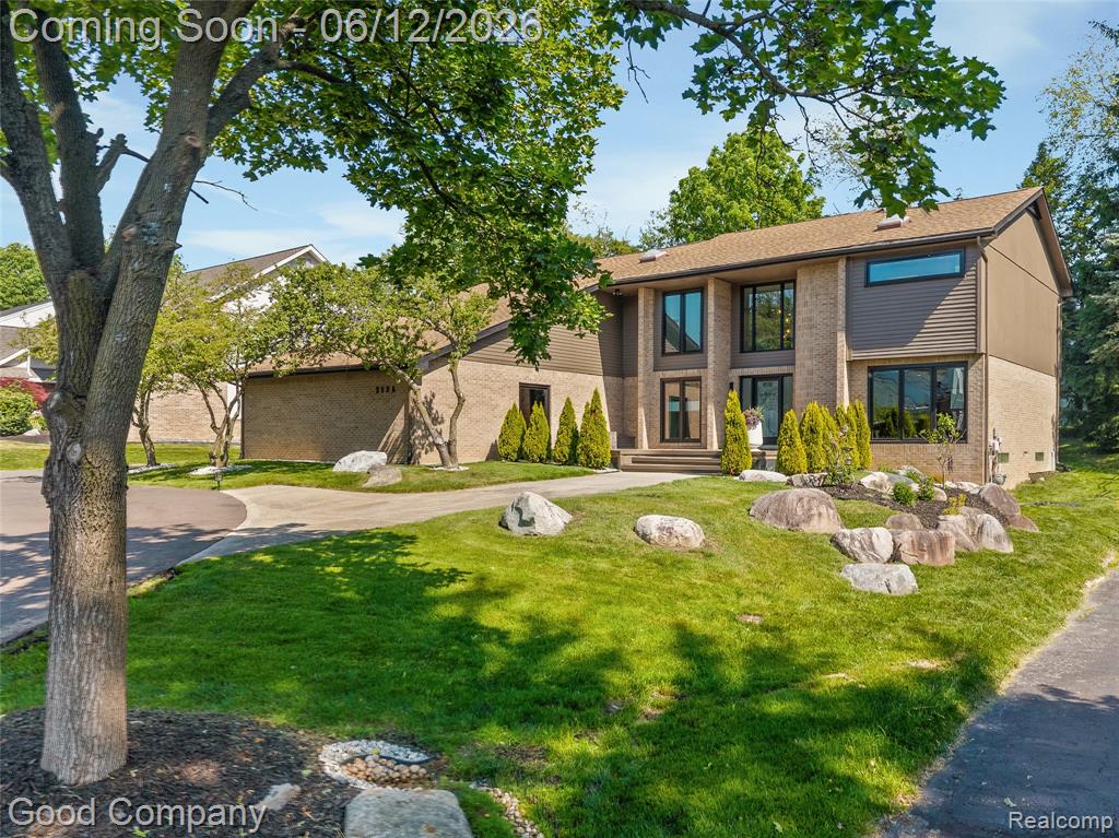 3176 Chambord Drive, West Bloomfield, MI 48323 — Photo 56