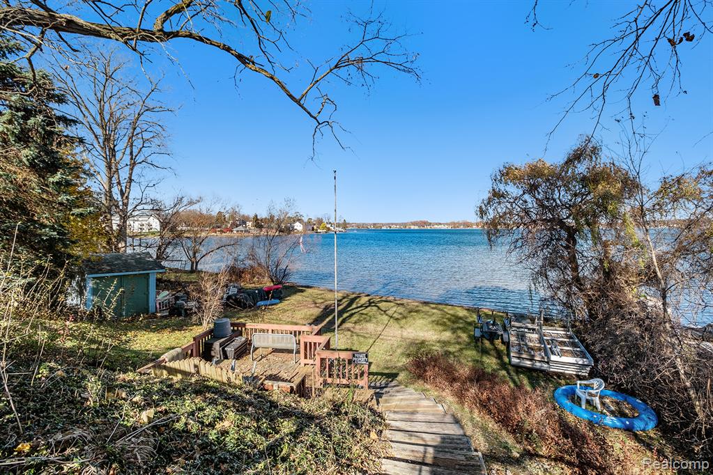 66 E Shore Drive, Whitmore Lake, MI 48189 — Photo 2