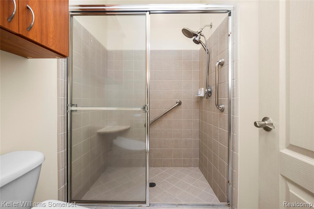 8354 Hummingbird, Commerce Twp, MI 48382 — Photo 60