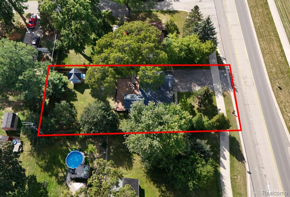 7377 Cooley Lake Road, West Bloomfield, MI 48324 — Photo 51