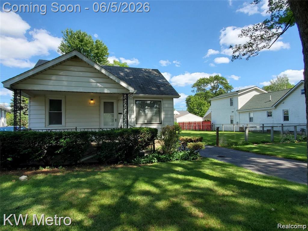 27096 Hampden Street, Madison Heights, MI 48071 — front exterior