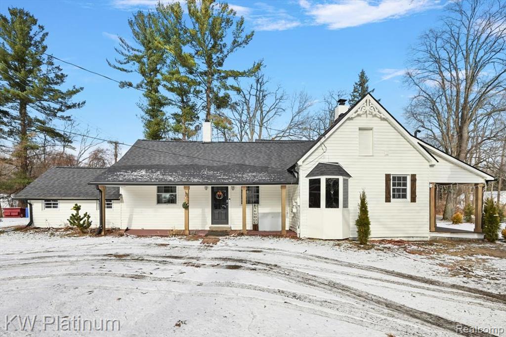 8658 Marsh Road, Clay, MI 48001 — Photo 2