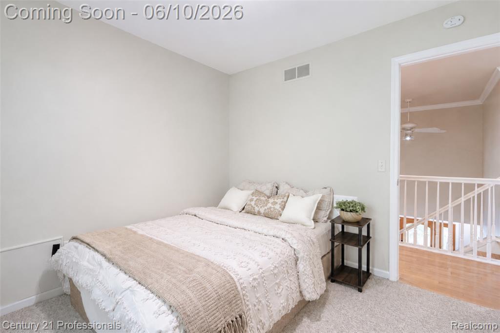 425 Cherry Grove Lane, Walled Lake, MI 48390 — Photo 56