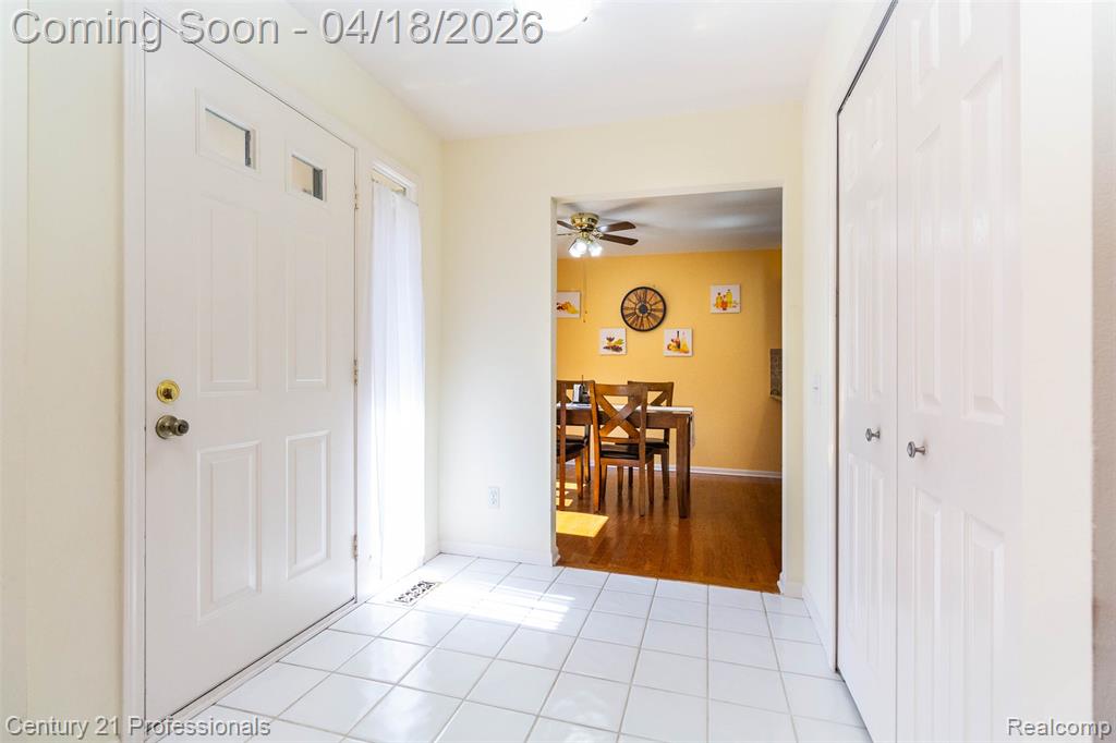1256 Autumn Drive, Troy, MI 48098 — Photo 7