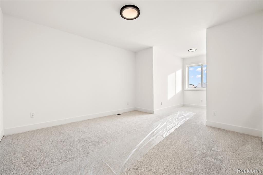 56703 Cortona Drive, Macomb, MI 48042 — Photo 32