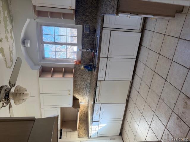18303 Santa Barbara Drive, Detroit, MI 48221 — Photo 6