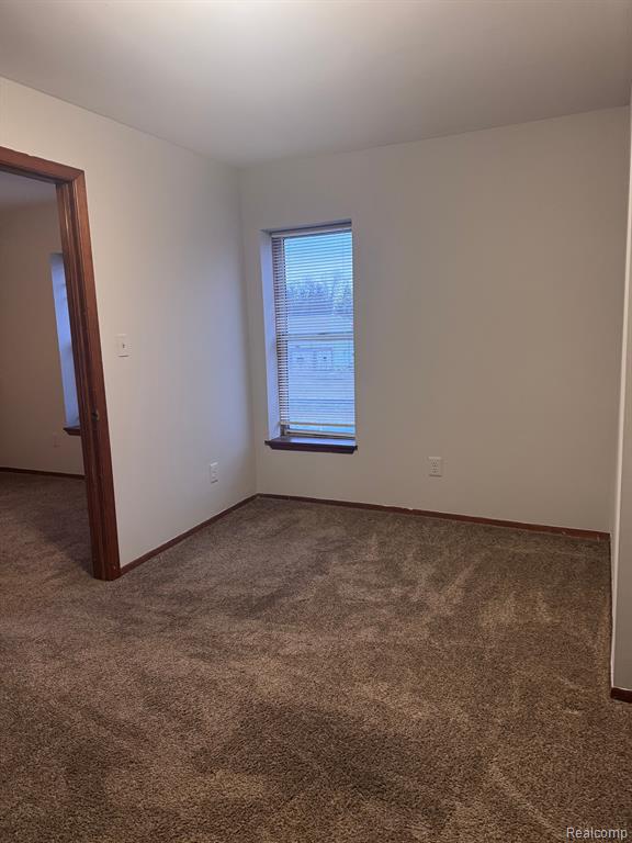 68250 UNIT 3 GRAND TRUNK Avenue, Richmond, MI 48062 — Photo 4