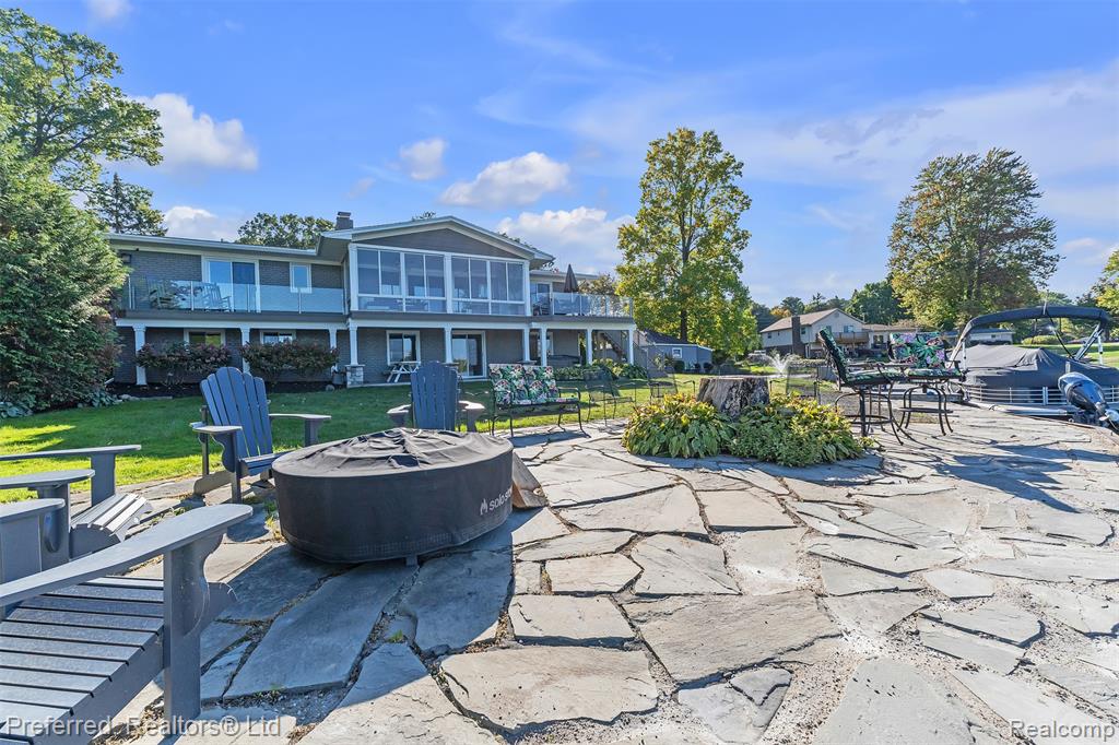 7660 Maceday Lake Road, Waterford, MI 48329 — Photo 82
