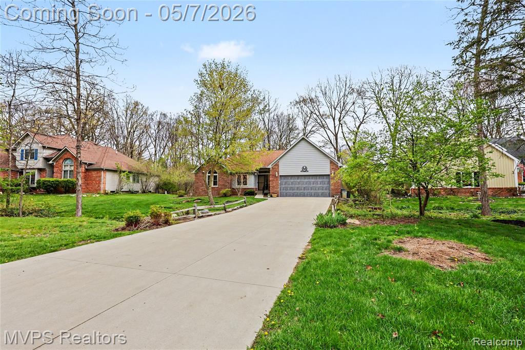 936 Wildbrook Lane, Lake Orion, MI 48362 — Photo 3