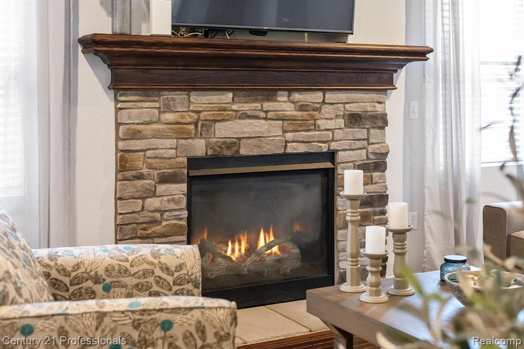 9754 Windsor Lane, Clarkston, MI 48348 — Photo 19