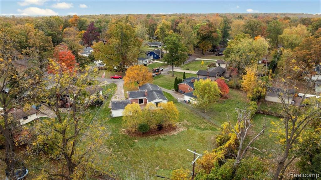 25146 Dallas Drive, Grosse Ile, MI 48138 — Photo 38