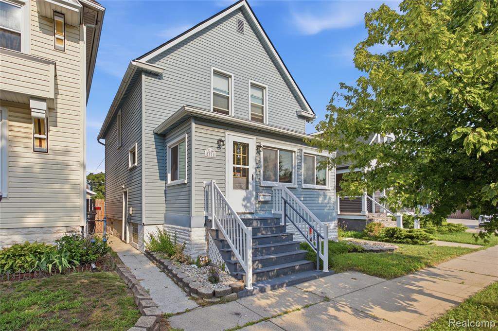 1911 2nd Street, Wyandotte, MI 48192