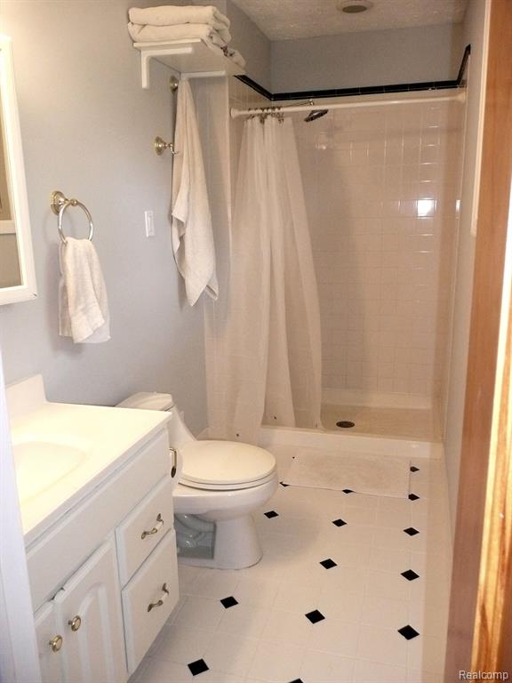 831 DEL SHER Drive, Brighton, MI 48114 — Photo 29