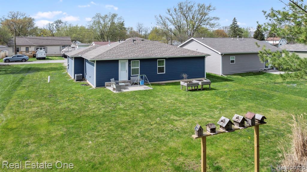 15586 Pine Street, Monroe, MI 48161 — Photo 31