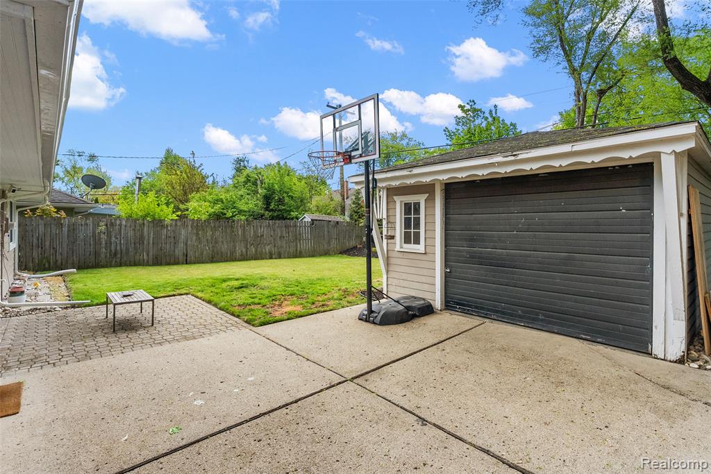4615 Olivia Avenue, Royal Oak, MI 48073 — Photo 24