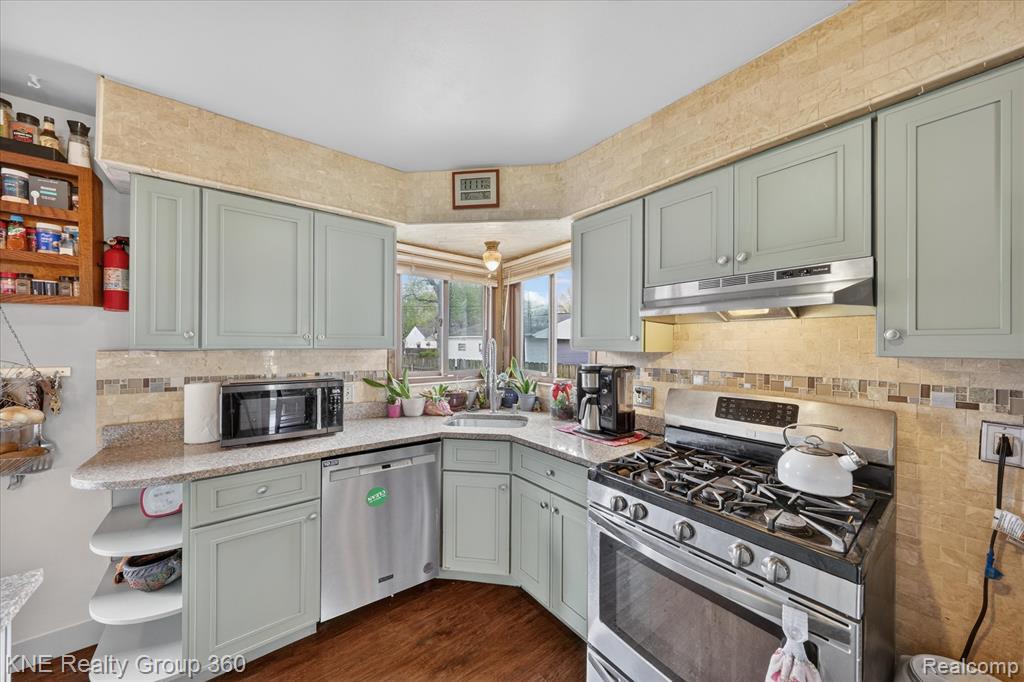 31325 Sheridan Street, Garden City, MI — Photo 14