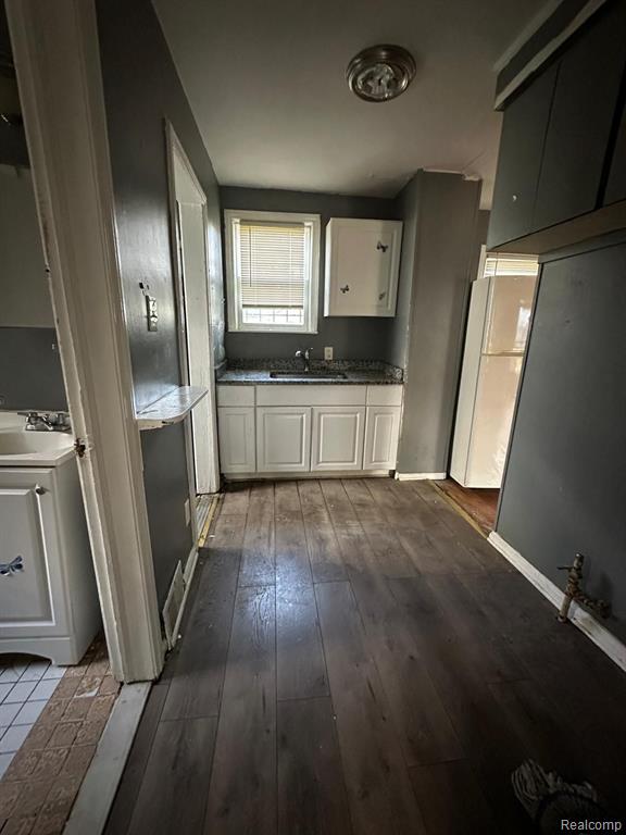 4598 LODEWYCK Street, Detroit, MI 48224 — Photo 8
