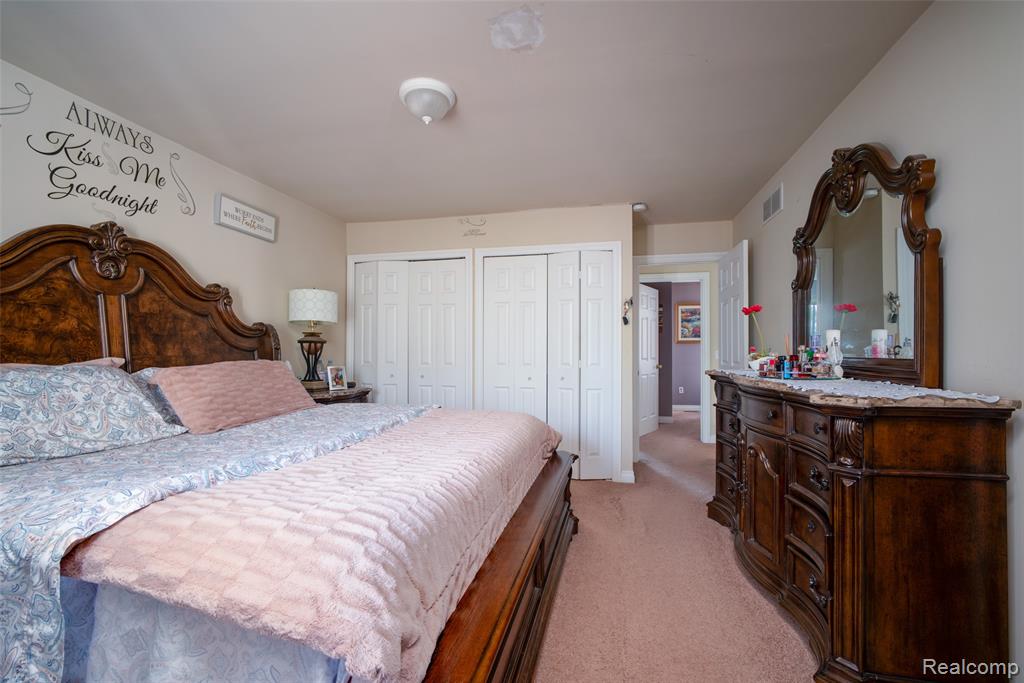 28136 Fortson Lane, Inkster, MI 48141 — Photo 14