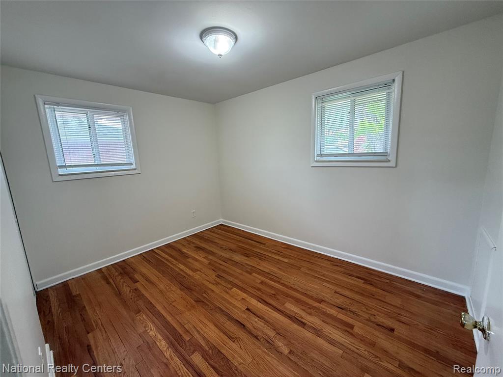 8981 Shannon Drive, Sterling Heights, MI 48314 — Photo 11