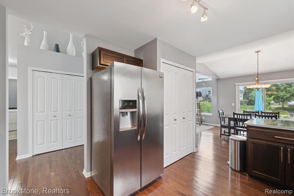 7422 S Village Drive, Clarkston, MI — Photo 19