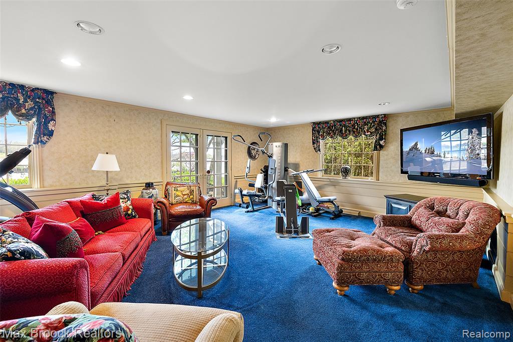 3945 Kirkland Court, Bloomfield Hills, MI 48302 — Photo 25