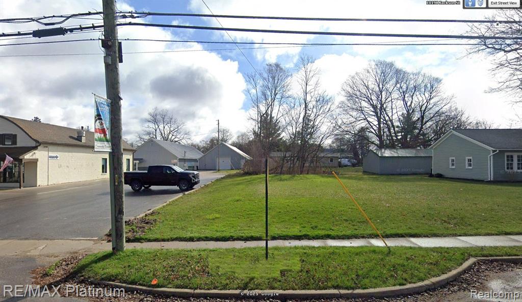 7382-7387 Pine Ridge Court, Belding, MI, 48809