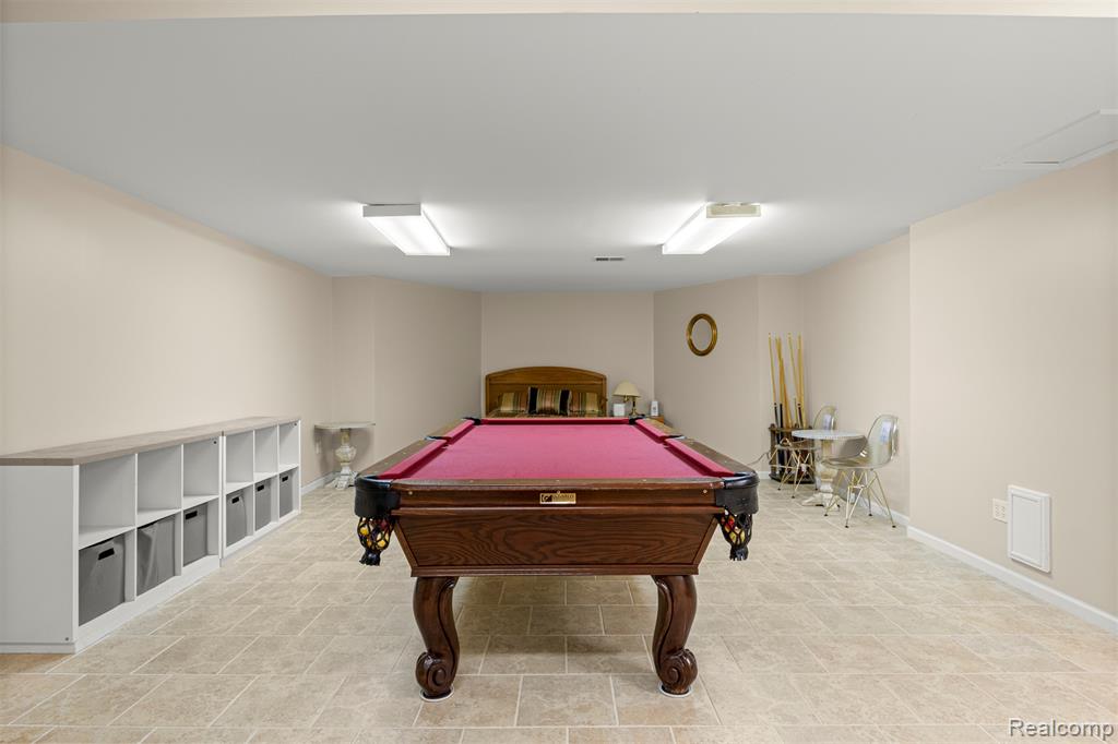 30060 Bristol Lane, Bingham Farms, MI 48025 — Photo 59