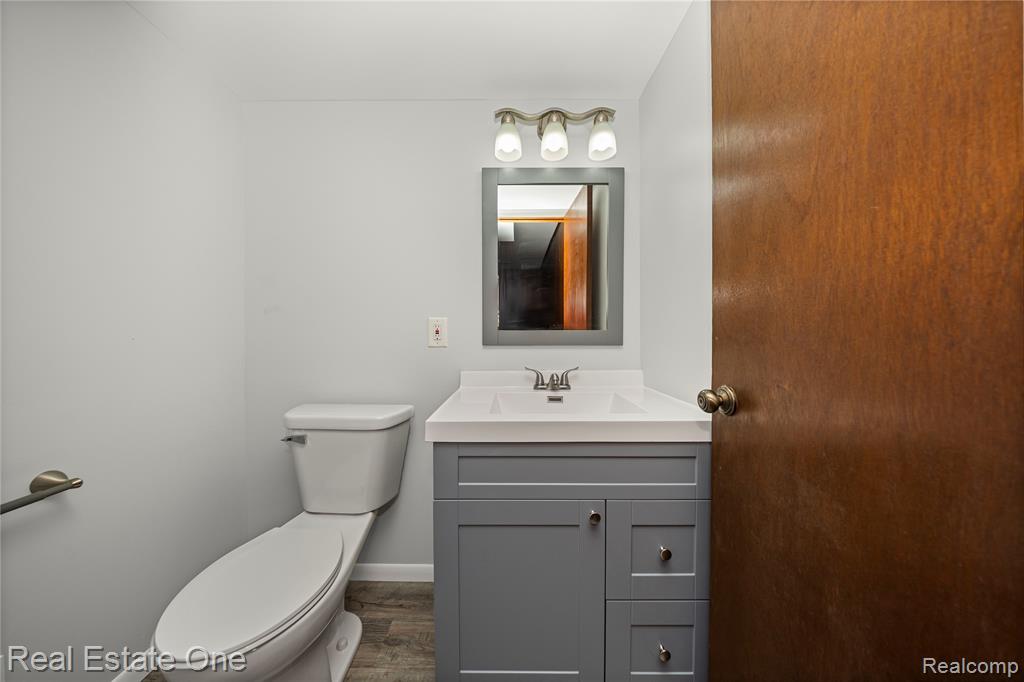 17240 Garvey, Chelsea, MI 48118 — Photo 16