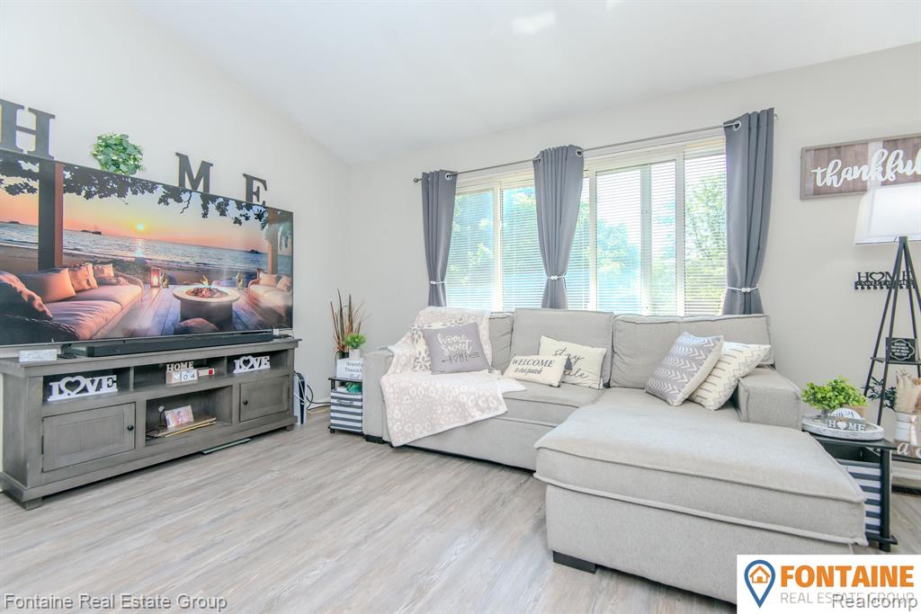 29066 ANN ARBOR Trail, Westland, MI — Photo 3
