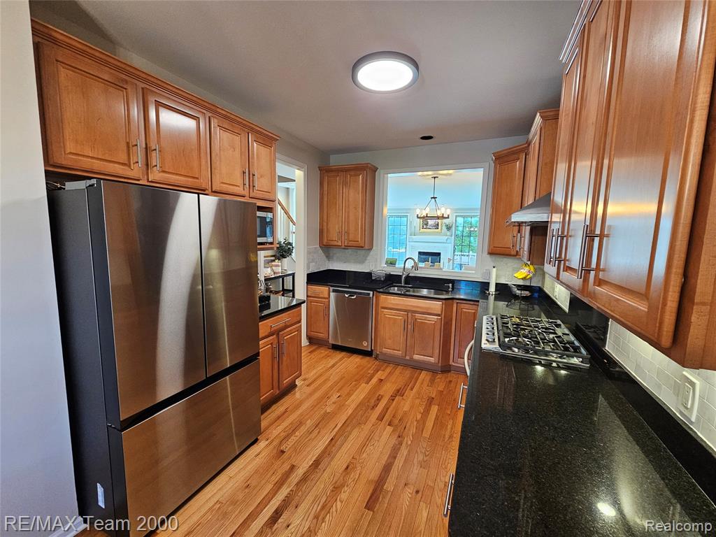 16792 Lyonhurst Circle, Northville, MI 48168 — Photo 4