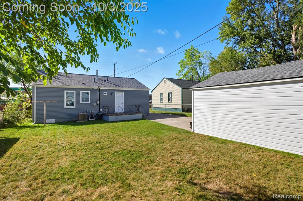 541 E Bennett Avenue, Ferndale, MI 48220 — Photo 32