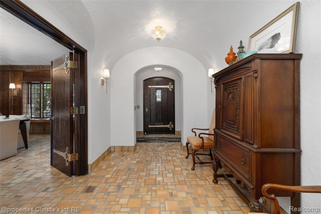 19551 Burlington Drive, Detroit, MI 48203 — Photo 12