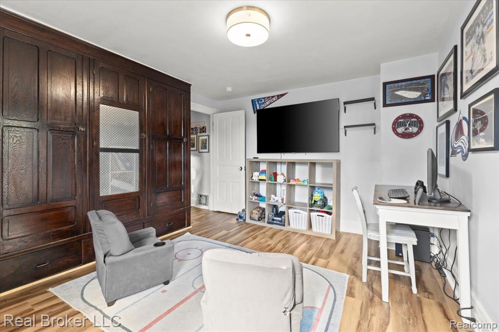 370 E 5th Street, Imlay City, MI 48444 — Photo 22