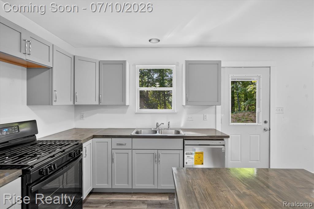 6560 Lowell Drive, Brighton, MI 48116 — Photo 6