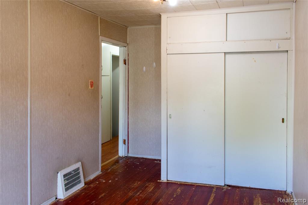 26536 Dartmouth Street, Madison Heights, MI 48071 — Photo 16
