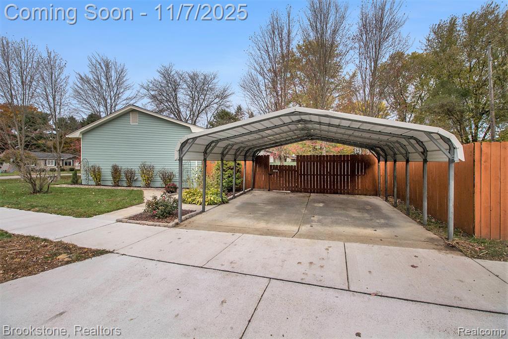404 Rose, Pinckney, MI 48169 — Photo 15