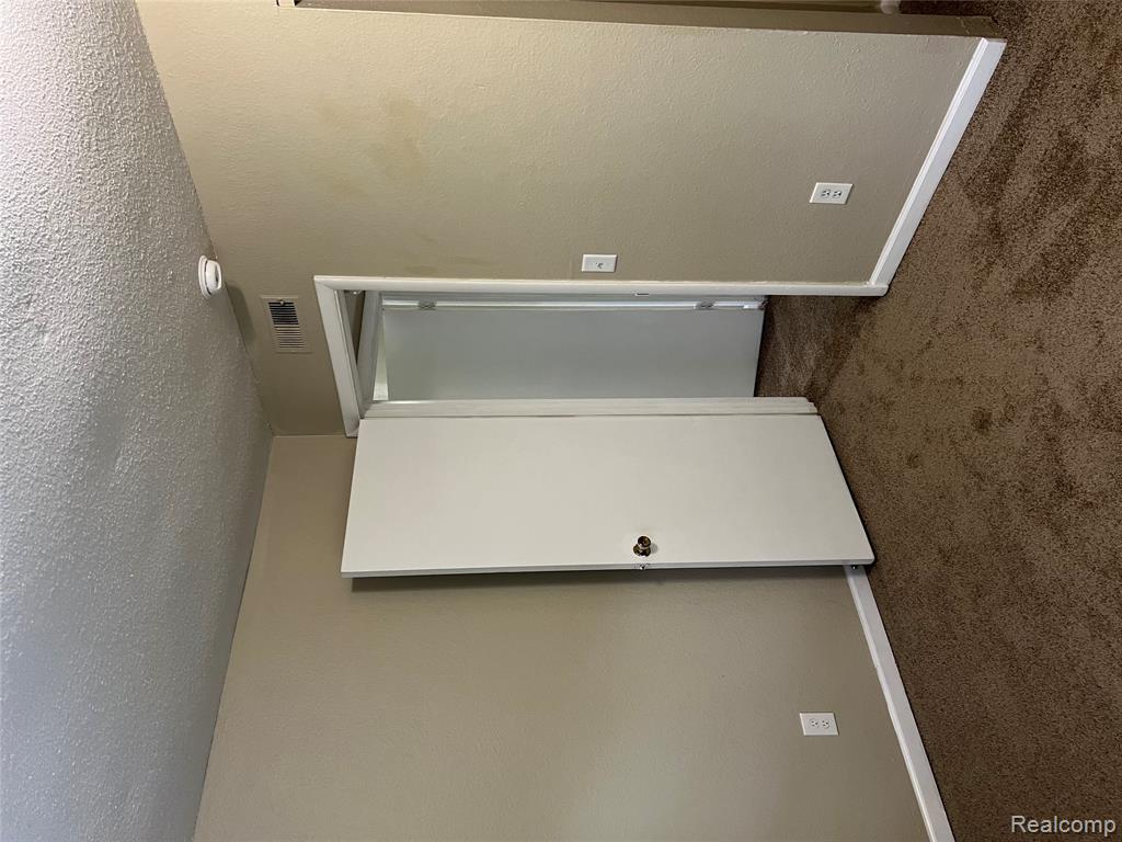 726 S DEWITT Drive, Dewitt, MI 48820 — Photo 6