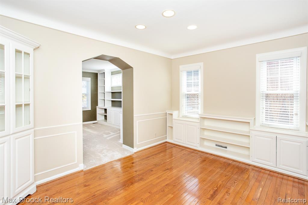 26614 Humber Street, Huntington Woods, MI — Photo 9