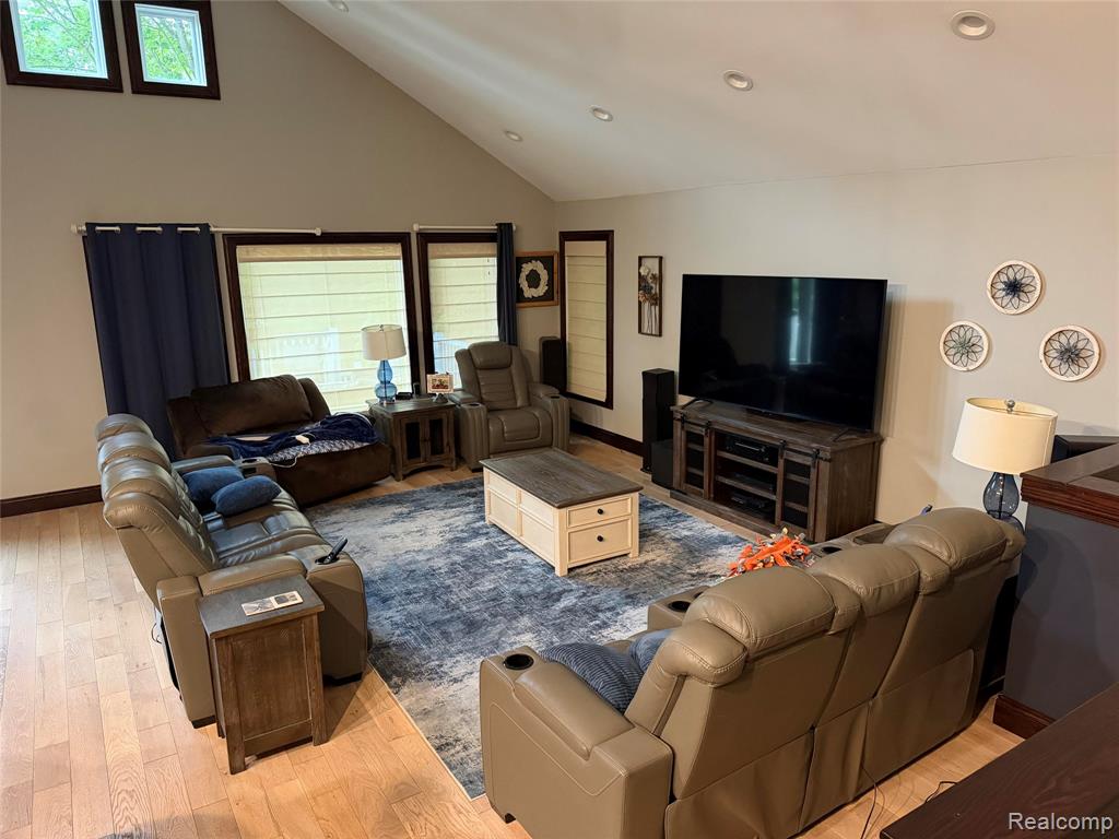 4915 Anglers Lane, Gladwin, MI 48624 — Photo 7