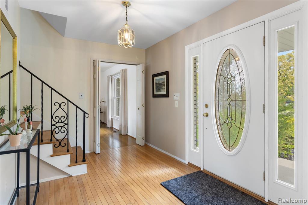 3379 Wormer Drive, Waterford, MI 48329 — Photo 5