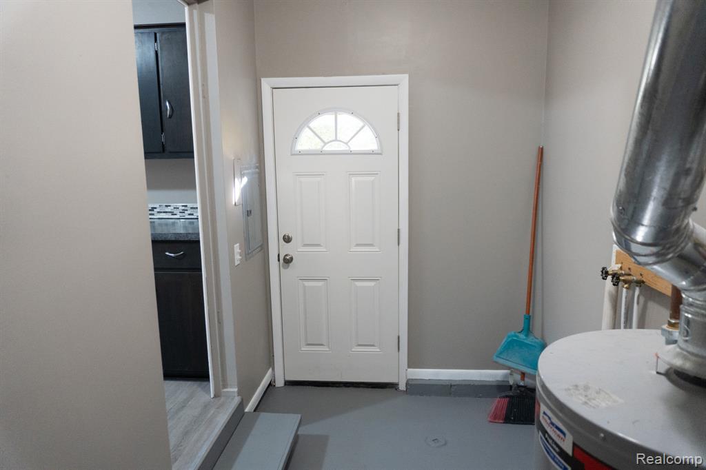 4418 Brunswick Avenue, Flint, MI 48507 — Photo 10