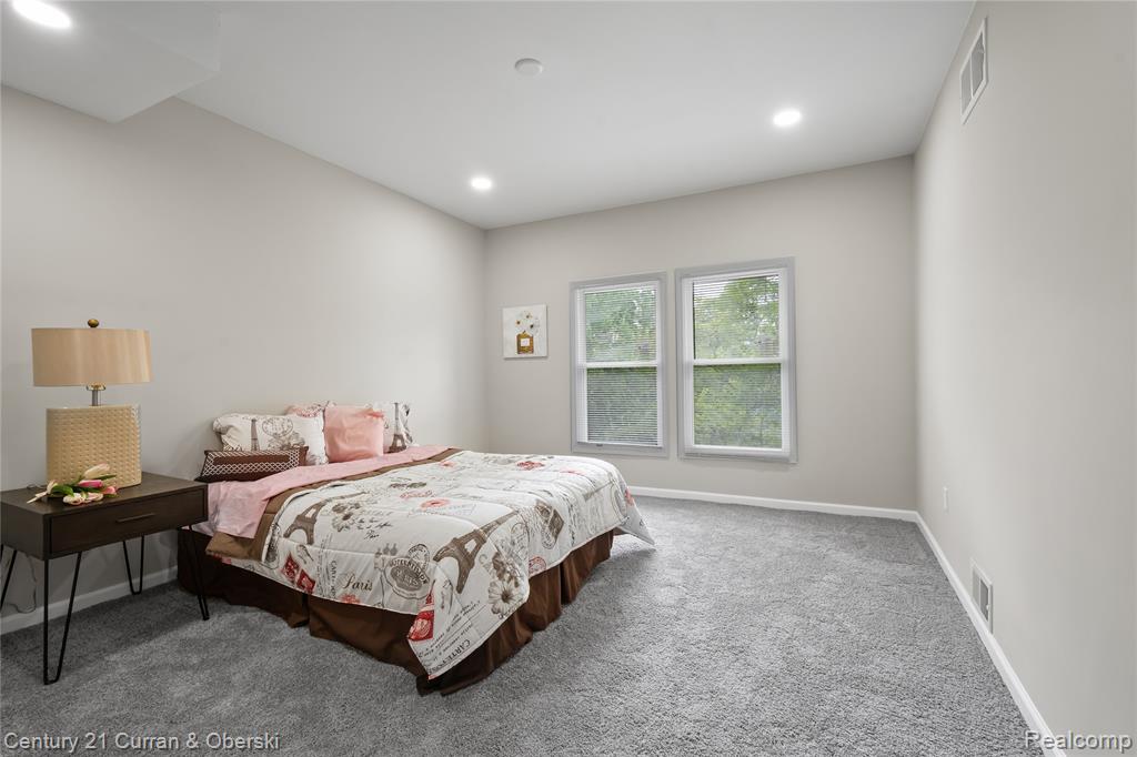 65 Melbourne Street, Detroit, MI 48202 — Photo 19