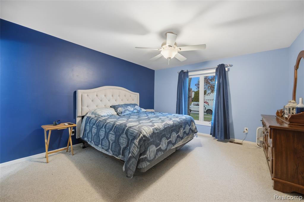 53071 Gregory Drive, Macomb, MI 48042 — Photo 14