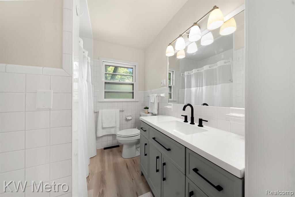 2519 DAYTON Drive, Ann Arbor, MI 48108 — Photo 9