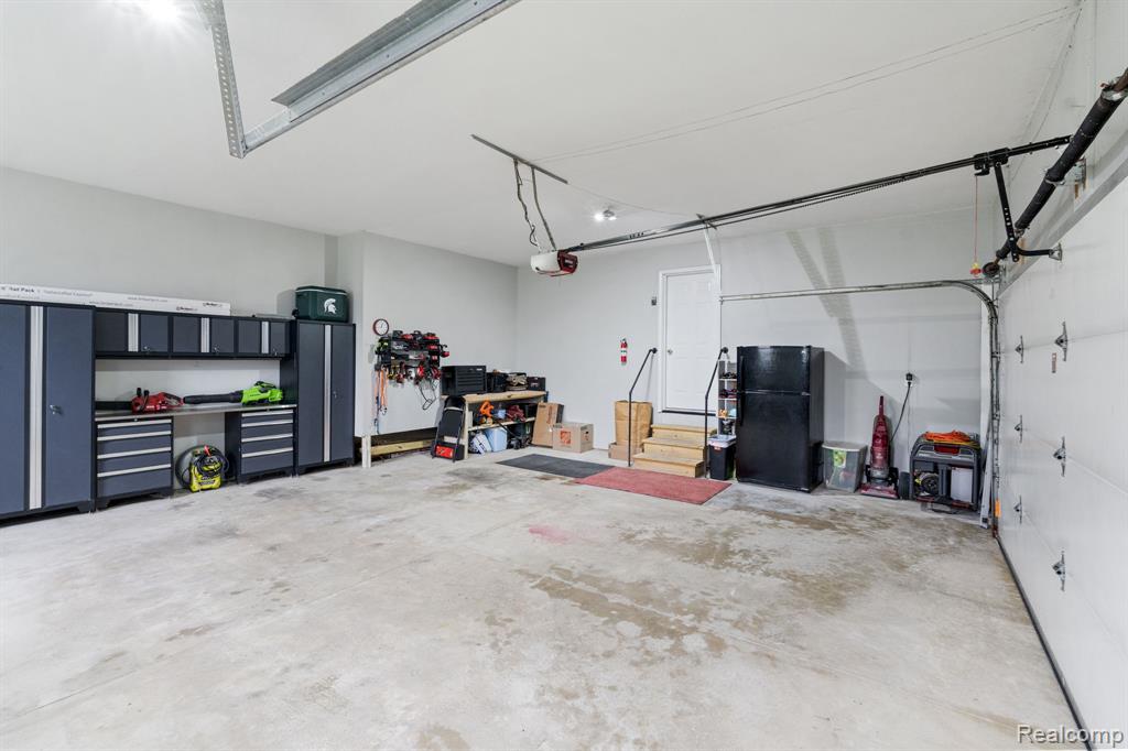 4653 6 Mile Road, South Lyon, MI 48178 — Photo 49