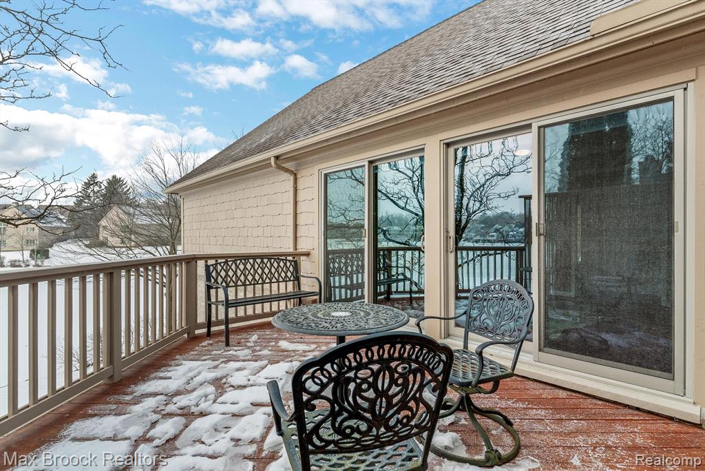 684 Deauville Lane, Bloomfield Hills, MI 48304 — Photo 34