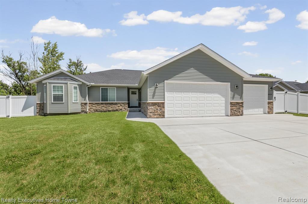 4429 RIVER Road, East China, MI