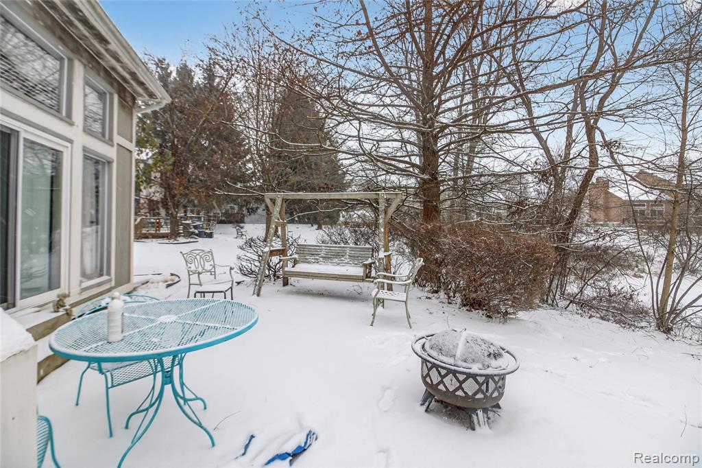 5148 Woodrun Court, West Bloomfield, MI 48323 — Photo 42