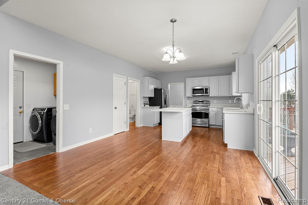 6900 Lakeway Street, Ypsilanti, MI 48197 — Photo 15