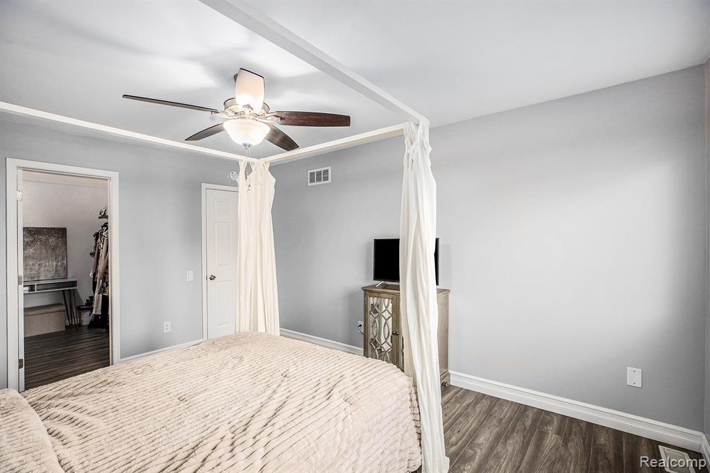 42743 Sheldon Place, 119, Clinton Twp, MI 48038 — Photo 13